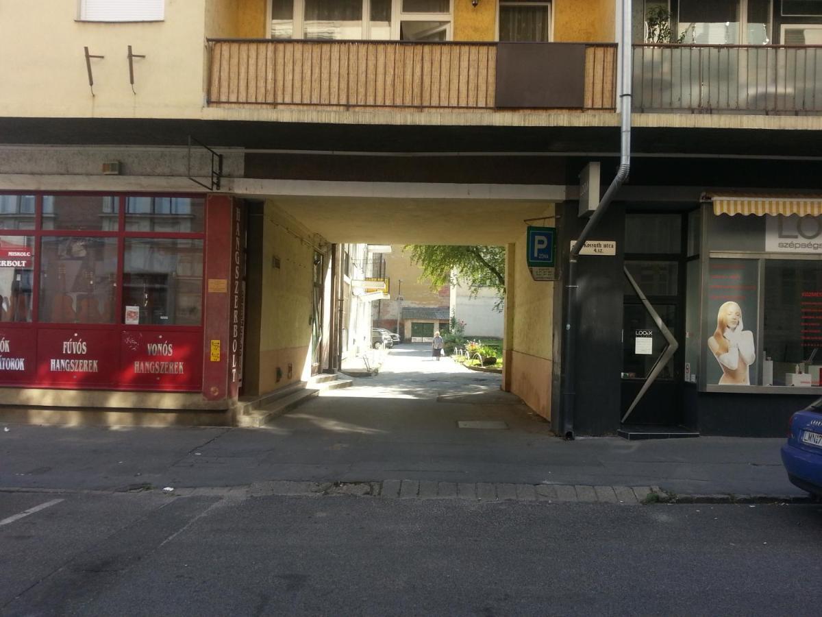 Downtown Apartment 미슈콜츠 외부 사진
